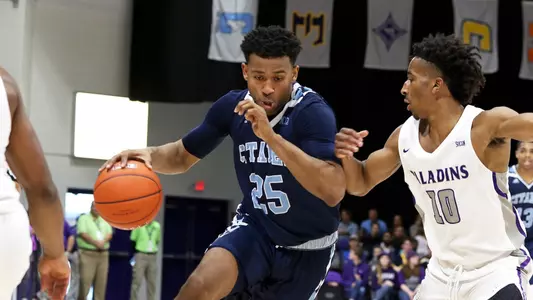Reed_A_18-19MBB_atFurman_MA_01
