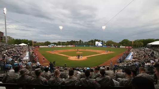 wide angle crowd vs CofC