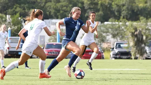 Roth_H_19WSOC_UND_MA_15