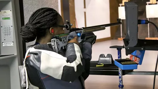 Price_T_19-20Rifle_athome05_ma_01