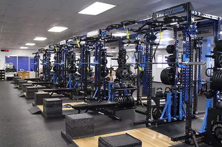 Dawg_Pound_Inside