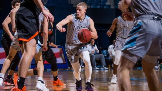 Tyler Moffe vs. Mercer