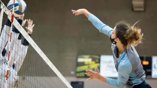 Sharlissa vs UNCG