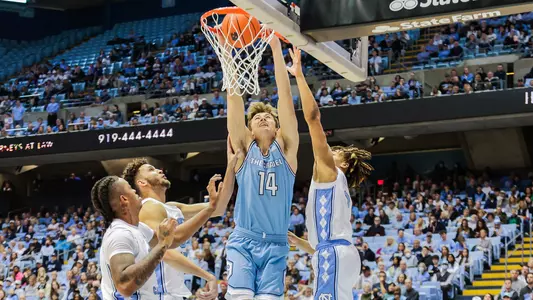 Spence dunk at UNC
