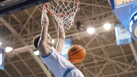 Clark dunk vs WCU