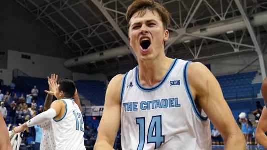 Spence yell vs Furman
