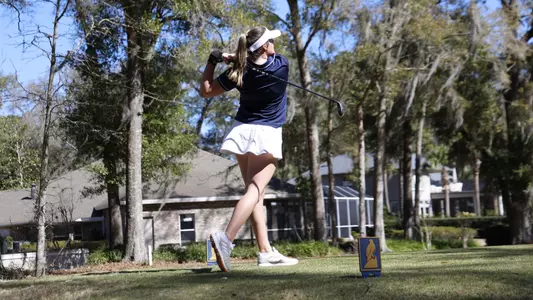 WGOLF_LBarnett