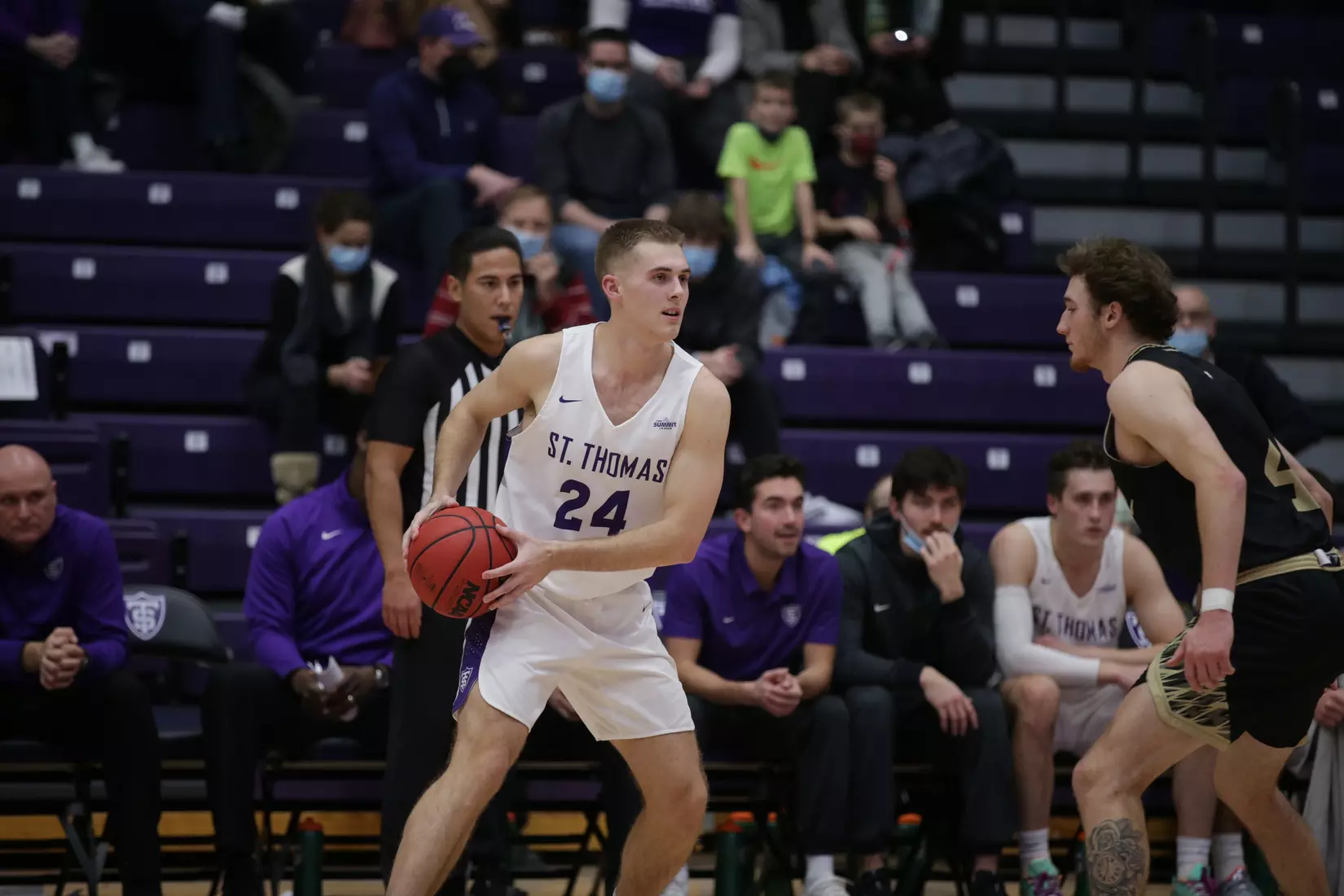 Men's Basketball: University of St. Thomas (Minnesota) Tommies vs. North Central University Rams