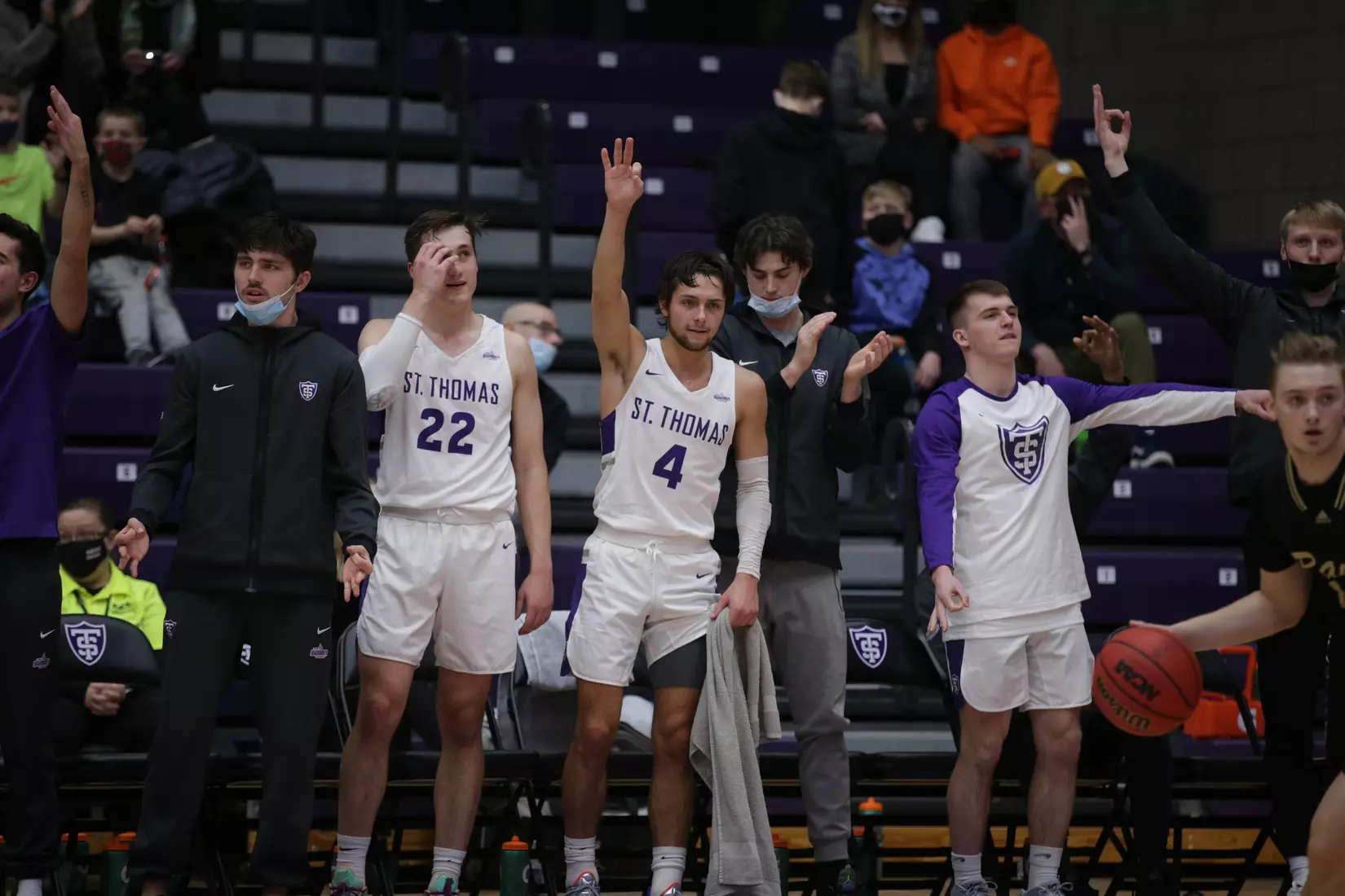 Men's Basketball: University of St. Thomas (Minnesota) Tommies vs. North Central University Rams