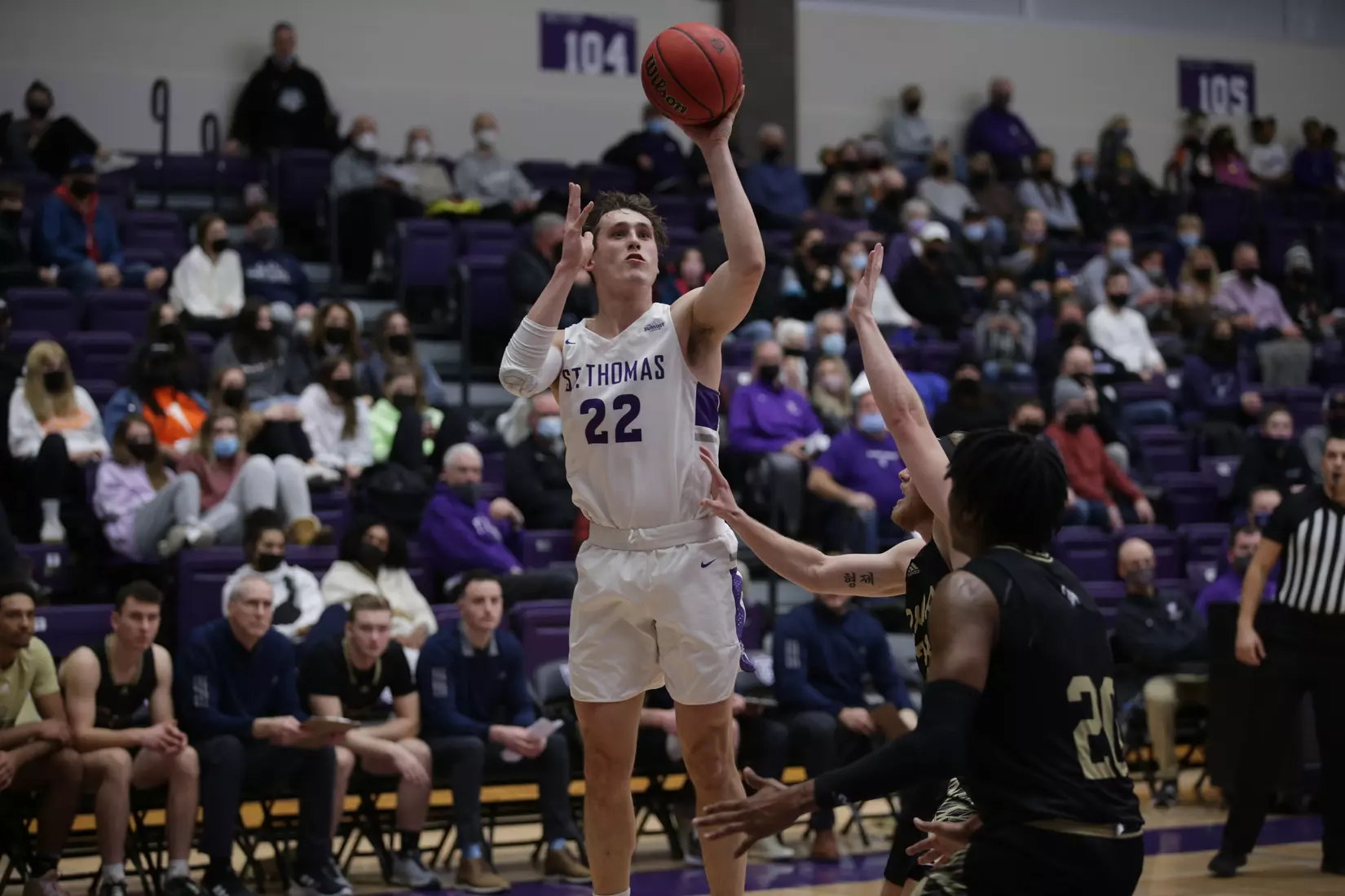 Men's Basketball: University of St. Thomas (Minnesota) Tommies vs. North Central University Rams