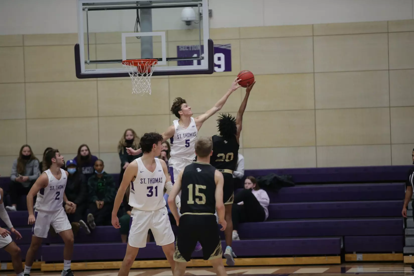 Men's Basketball: University of St. Thomas (Minnesota) Tommies vs. North Central University Rams