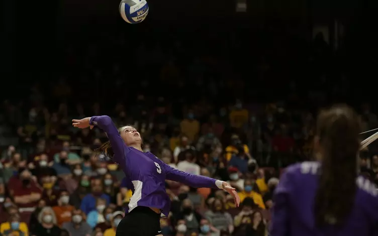 Women's Volleyball: University of St. Thomas vs. No. 11 University of Minnesota (September 16, 2021) at Maturi Pavillion