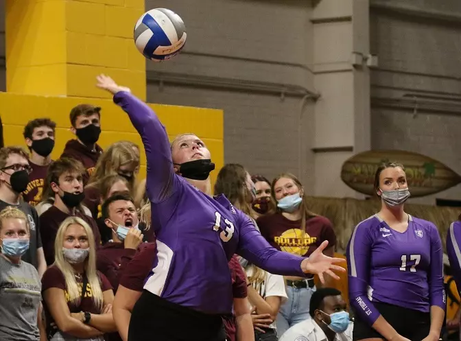 Women's Volleyball: University of St. Thomas vs. No. 11 University of Minnesota (September 16, 2021) at Maturi Pavillion