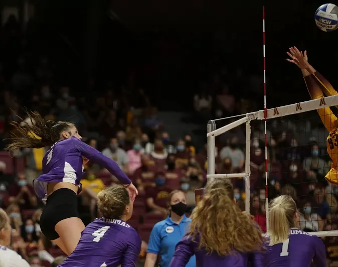 Women's Volleyball: University of St. Thomas vs. No. 11 University of Minnesota (September 16, 2021) at Maturi Pavillion
