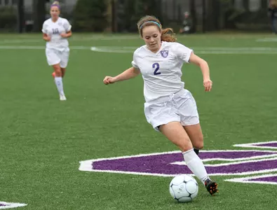 Women's Soccer unbeaten string hits four Image