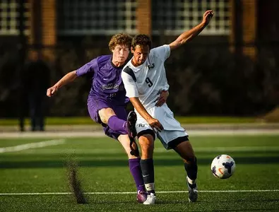 Men's soccer drops 1-0 decision to Gustavus Image