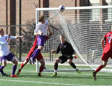 Men's soccer drops heartbreaker to Saint John's Image