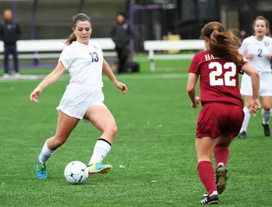 Women's soccer wins third straight Image