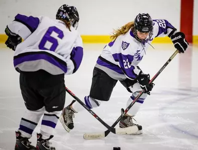 Women's hockey opens 2015 with OT loss Image