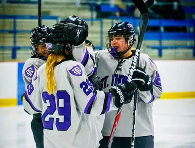 Big third period sends women's hockey to win Image
