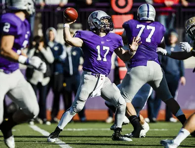 Tommies knock off La Verne; St. John's is next Image