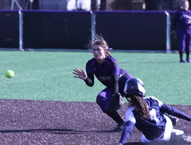 Walkoff HR helps Softball in split Image