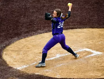 Softball collects first MIAC sweep over Concordia Image