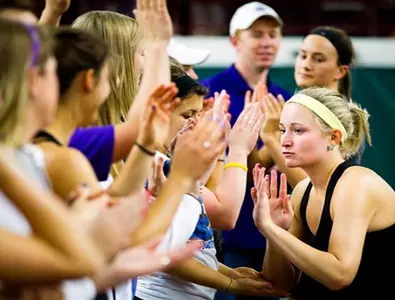 W. Tennis tops Hamline, now 7-0 Image