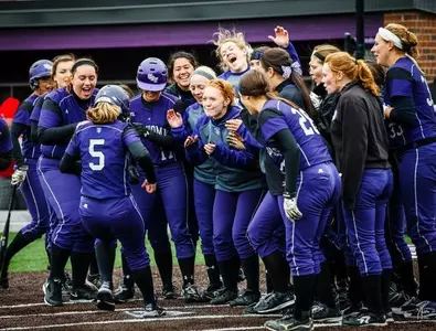 Softball gets exciting win No. 800 for Tschida Image