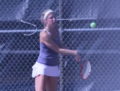 Women's Tennis gets 9-0 win over Falcons Image