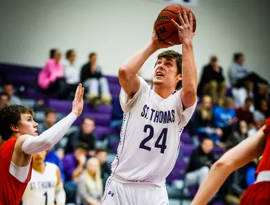 Fast start, free throws fuel Men's Hoops Image