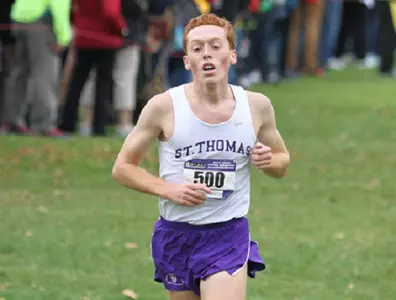 Smith leads Men's CC to fourth place Image