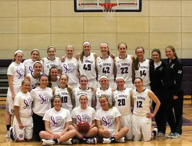 Women's basketball clinches share of MIAC title Image