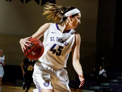 Women's basketball grabs title outright with win Image