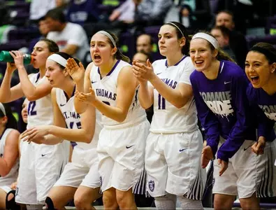 Women's basketball runs past Hamline, 76-56 Image