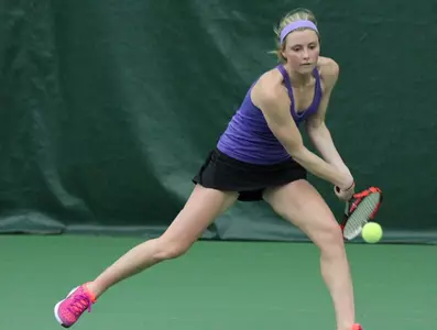 Women's Tennis falls to Gustavus Image