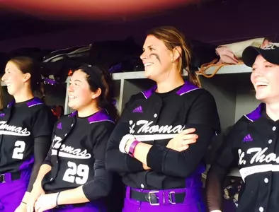 Sunday Wrap: Softball sweeps to 35th win Image