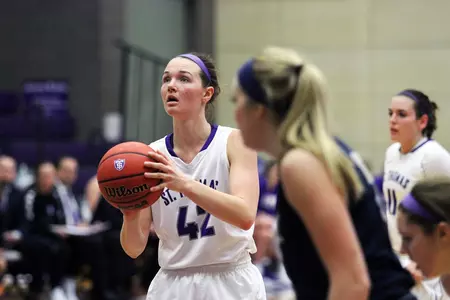 Women's Basketball hits nine wins, rolls 83-51 Image