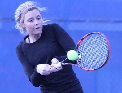 Women's Tennis tops Mac, moves to 7-0 Image