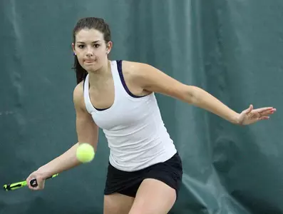 Women's Tennis gets 9-0 win over Cards Image