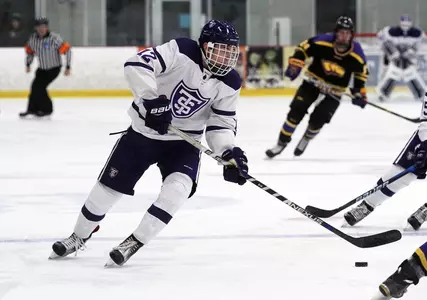 Men's Hockey stumbles early in 5-2 home loss Image