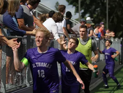 Men's Soccer reaches 10 wins with road shutout Image