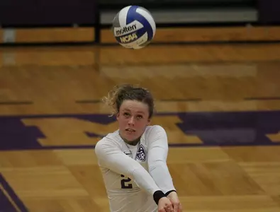 Volleyball's season ends with 3-0 loss to tough Blugolds Image