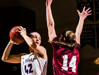 Big Spaulding game not enough, Women's Hoops falls in OT Image