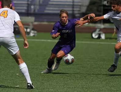 Men's Soccer clicks again in second half, wins 2-0 Image