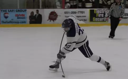 Gravelle's late goal helps M. Hockey secure tie Image