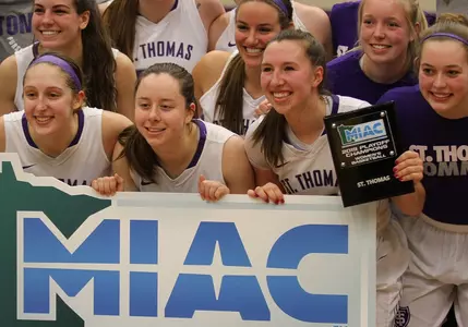 Crazy 8s: Women's Hoops continues playoff title run Image