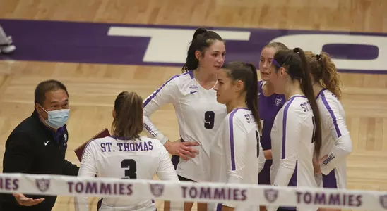 Action photo WIU at St. Thomas