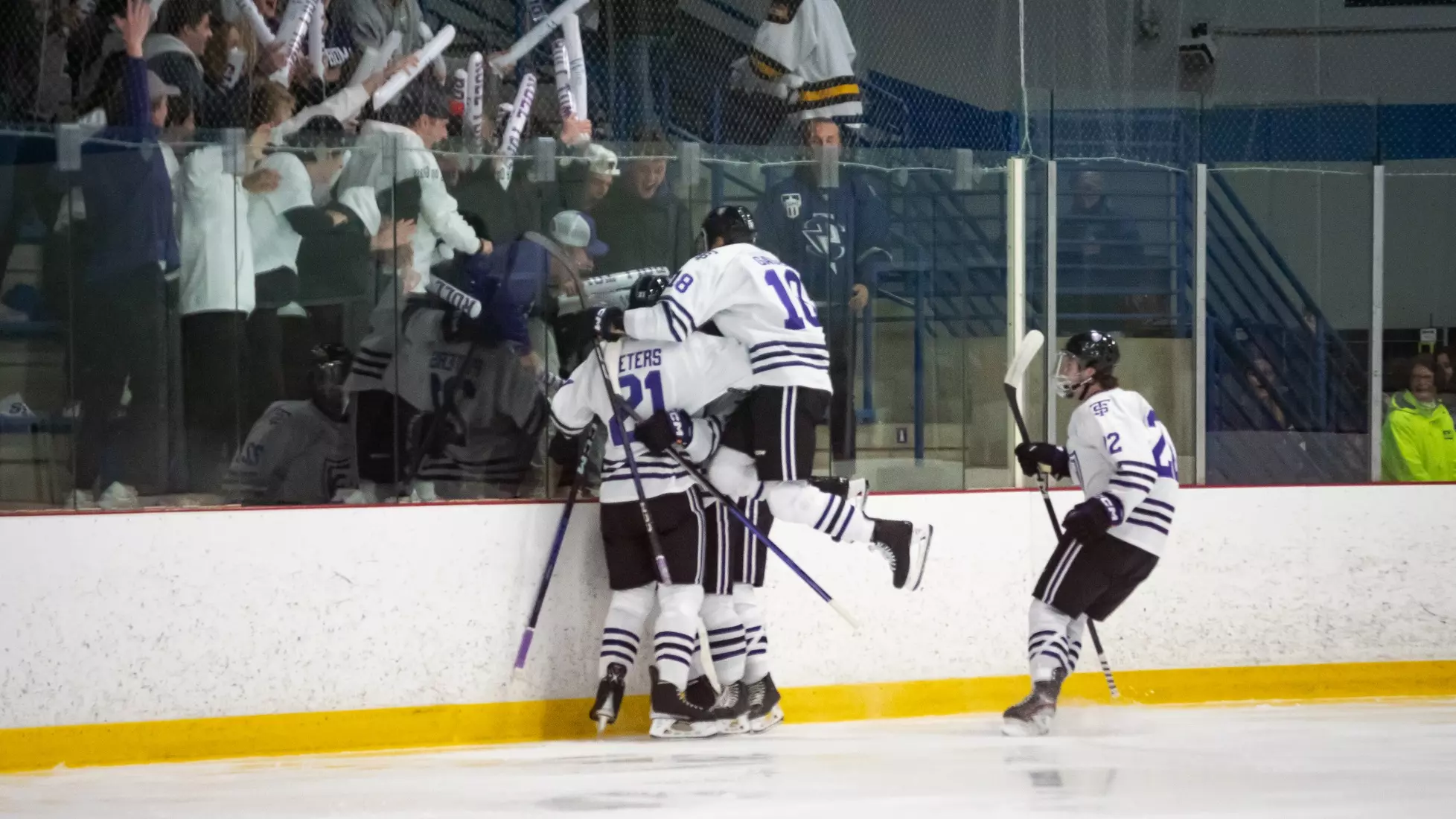Team, Men's Hockey, MH, MHK, Alaska Fairbanks
