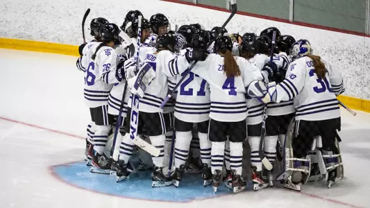 Women's Hockey Huddle